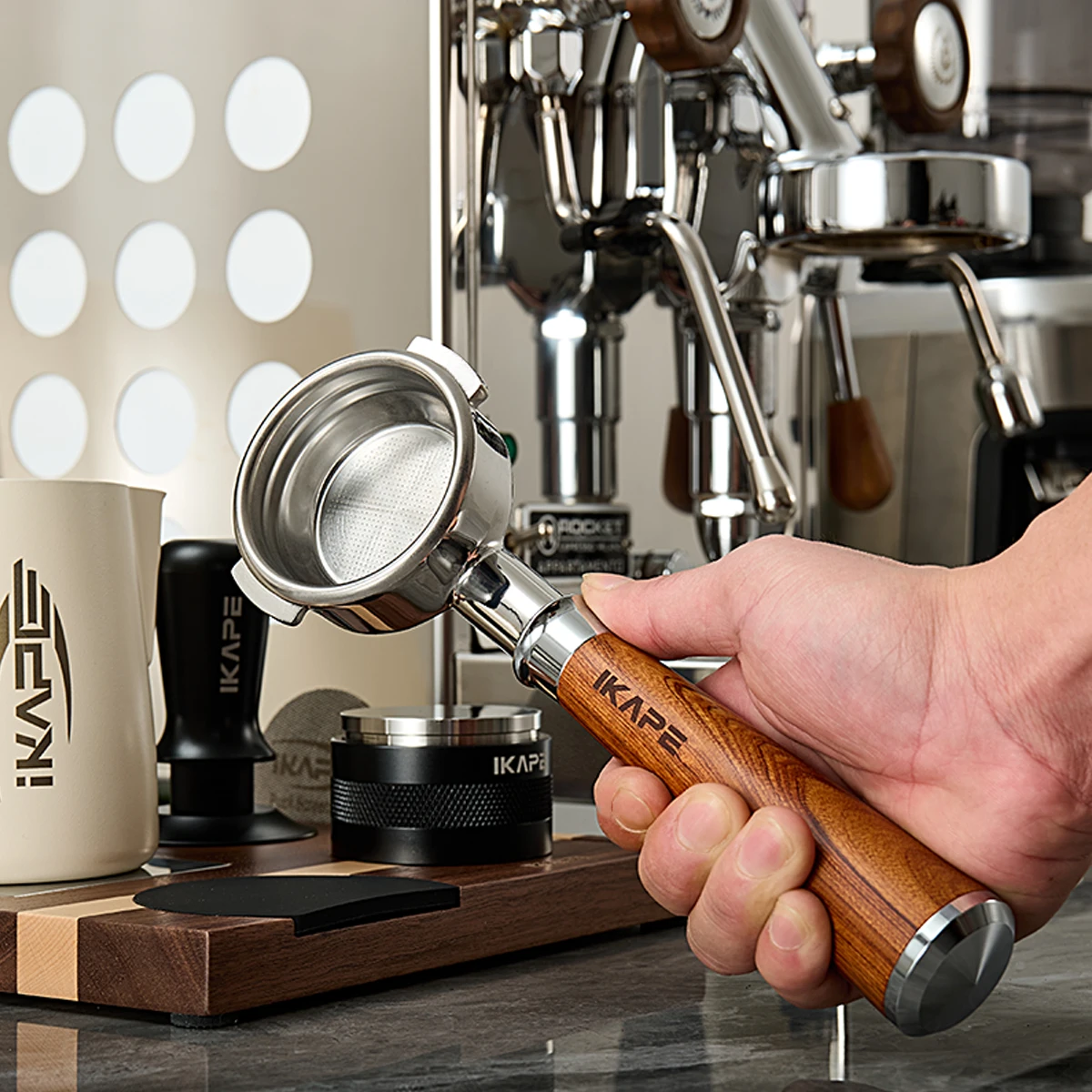 IKAPE Bodemloze Filterhouder v - Portafilter 58Mm recensie en prijs